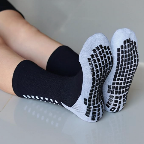 SmoothSpine™- Hyper Grip Compression Socks