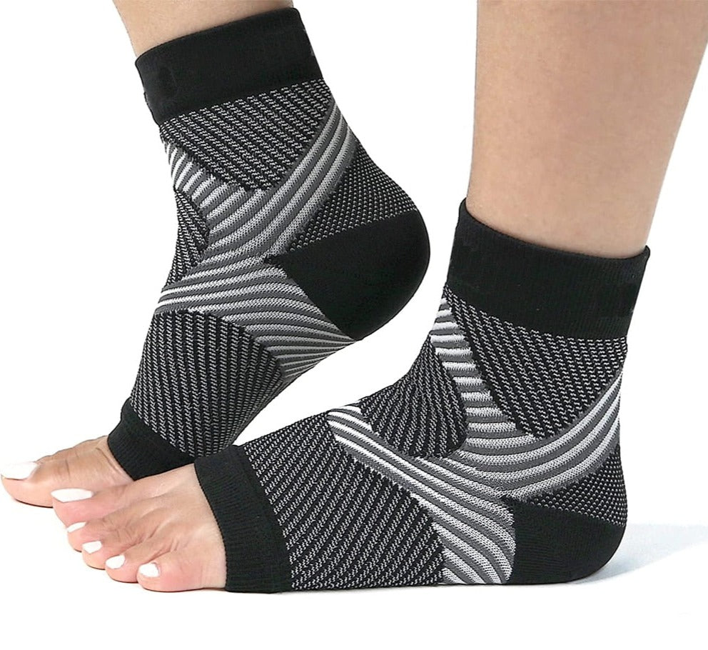 EaseFeet™ - Compression Socks – SmoothSpine